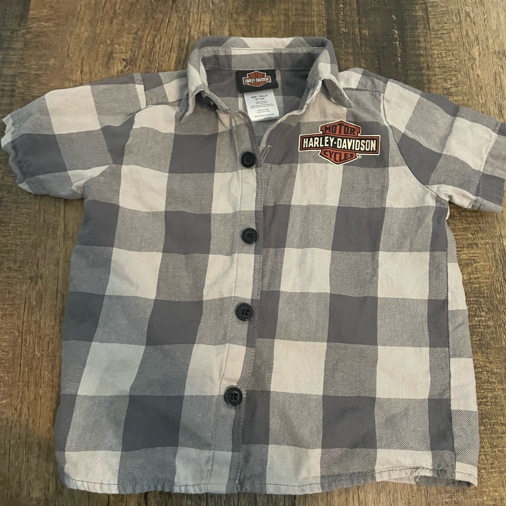 9m/12 Harley shop shirt.